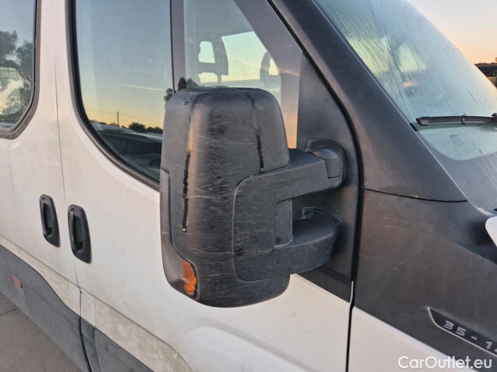  Iveco  Daily IVECO  / 2019 / 4P / combi 35S 14H V 4100/H2 16H M3 #55