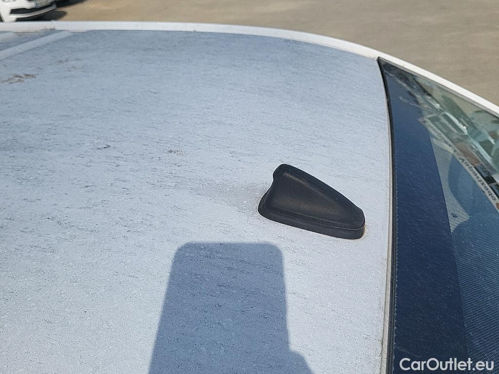  Opel  Vivaro OPEL  / 2019 / 4P / furgón 1.5 Diésel 74kW (100CV) M Std Express (CX) #56