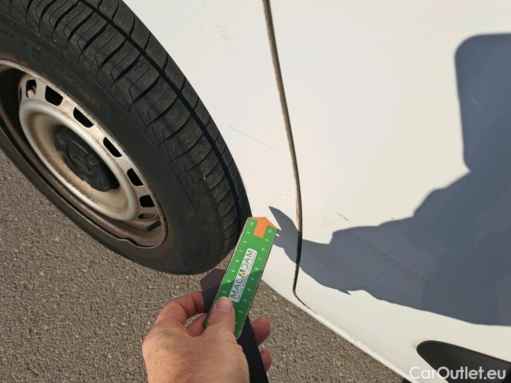  Opel  Combo OPEL  / 2018 / 3P / furgón derivado de turismo 1.5 TD 75kW (100CV) Express L H1 650kg (AC) #18