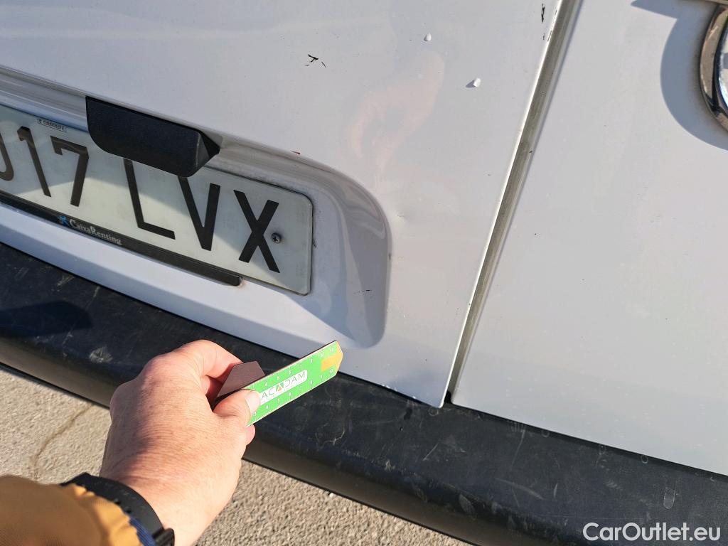  Opel  Combo OPEL  / 2018 / 3P / furgón derivado de turismo 1.5 TD 75kW (100CV) Express L H1 650kg (AC) #13