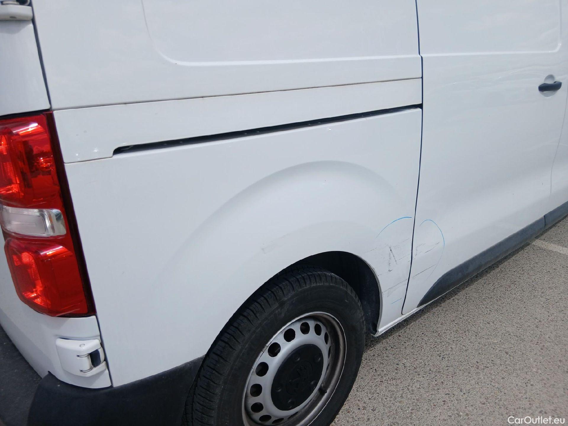  Peugeot  Expert PEUGEOT  / 2016 / 4P / furgón Furgón Pro 1.5 BlueHDi 120 Standard #7