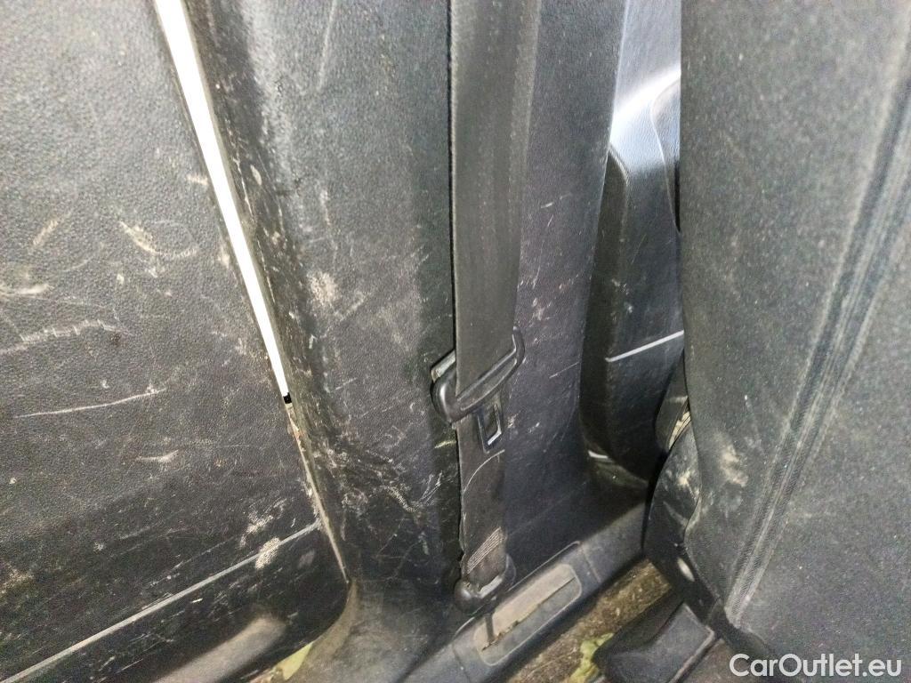  Peugeot  RIFTER PEUGEOT  / 2018 / 4P / combi Active Standard BlueHDi 73kW (IND) #48