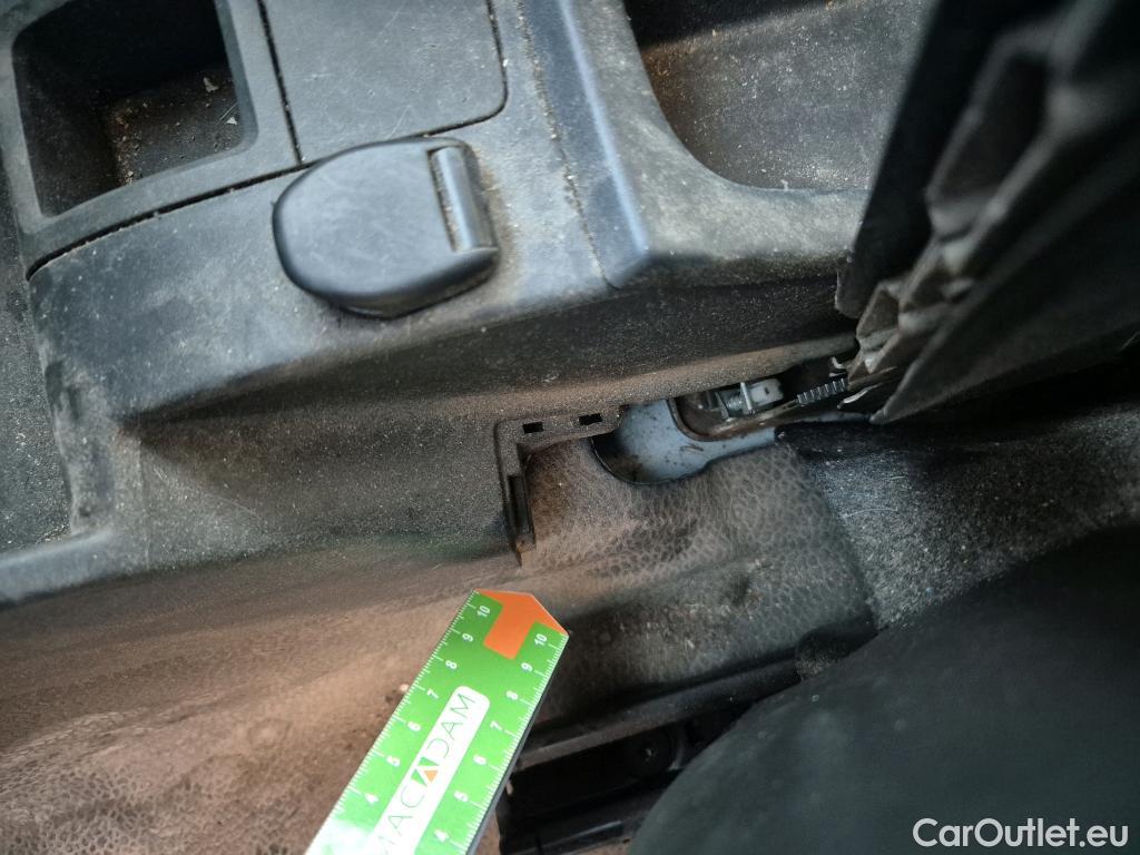  Renault  Kangoo RENAULT  COMBI VU 4p 2G combi C/Profesional 2011 dCi 90 E5 (RCI) #34