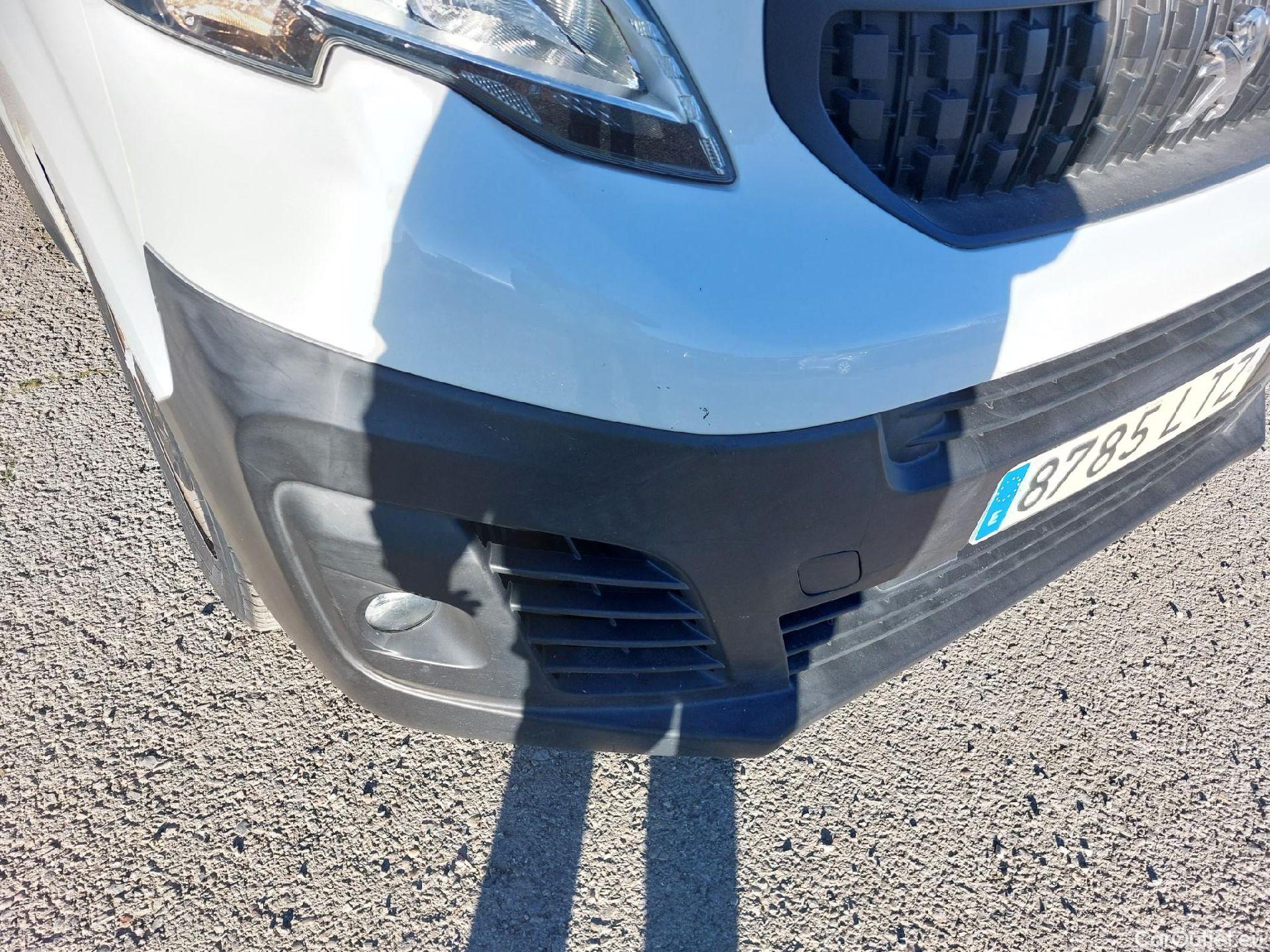  Peugeot  Expert PEUGEOT  / 2016 / 4P / furgón Furgón Premium 1.5 BlueHDi 100 Standard (AC) #2