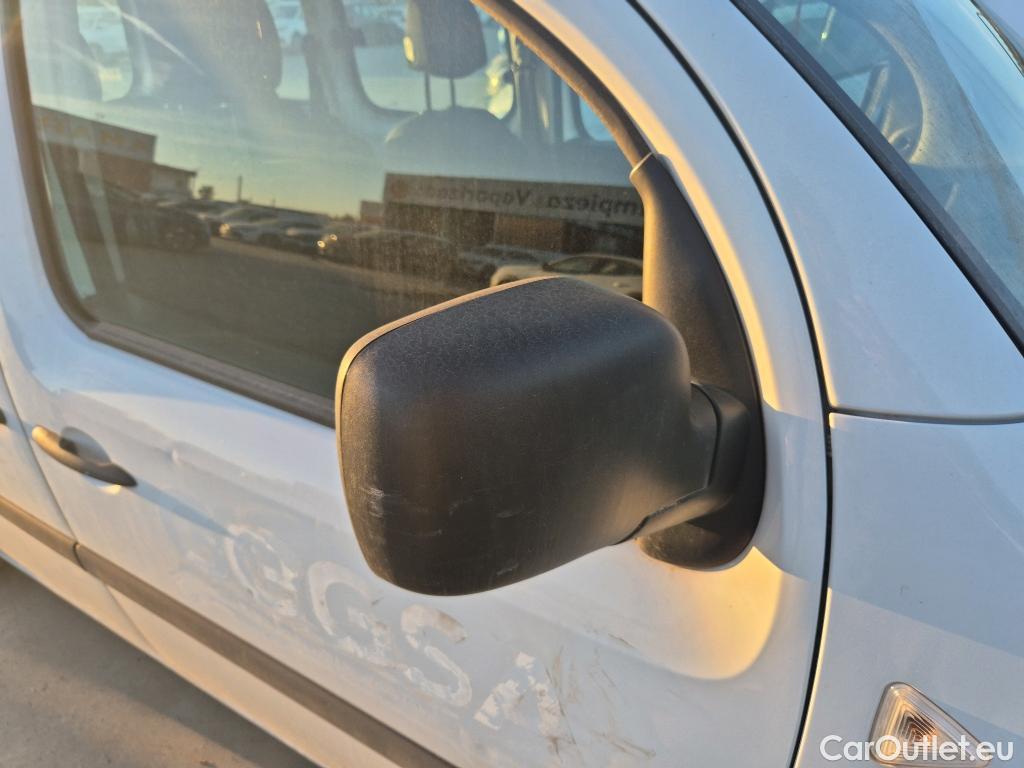  Renault  Kangoo RENAULT  COMBI VU 4p 2G combi C/Profesional 2011 dCi 90 E5 (RCI) #38