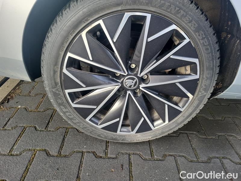  Skoda  Superb  Combi (3V5)(2015) Su.com.2.0TDI 147 4x4 L&K Aut #13