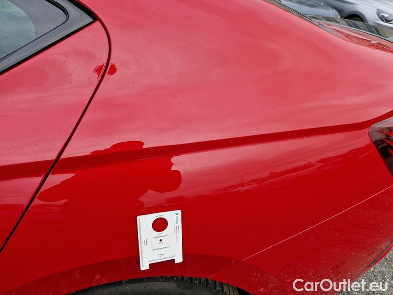  Skoda  Octavia  Lim. (NX3)(2020)  2.0 TSI 180 RS AT 5d #9