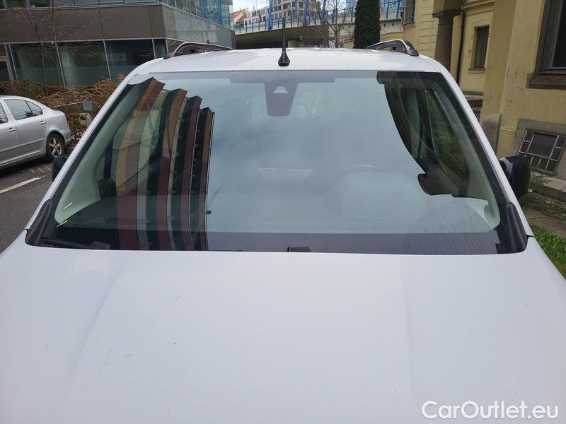  Peugeot  RIFTER   (06.2018->)  1.5BHDi 130 Allure #1