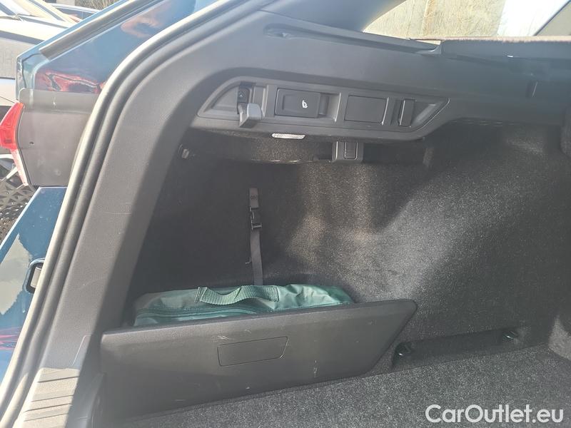  Skoda  Octavia  Combi (NX3)(2020) Oct.Com.1.0HEV 81 Style AT #7