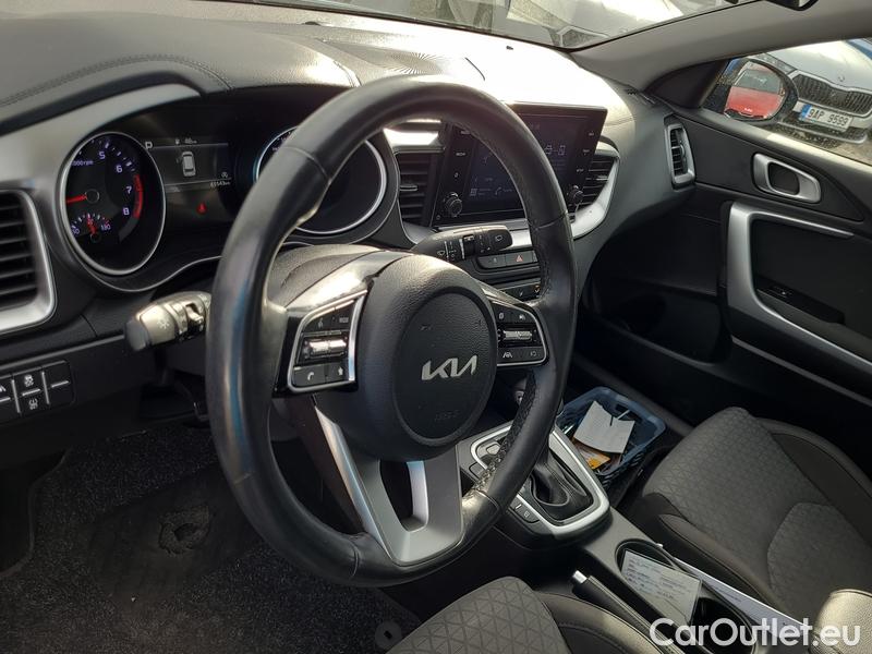  KIA  Cee'd Ceed  (CD) (2018->) Ceed SW 1.5 T-GDI 118 Spin AT #6