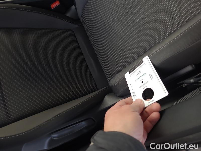  Skoda  Octavia  Combi (NX3)(2020) Oct.C.2.0TDI 110 4x4 Ambit AT #4