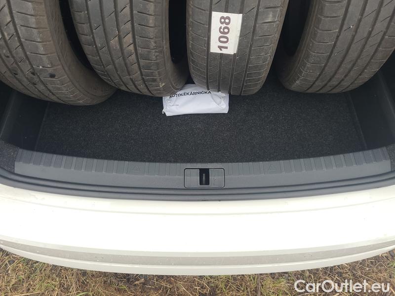  Skoda  Octavia  Lim. (NX3)(2020) Oct.2.0TDI 110 Ambition 5d #6