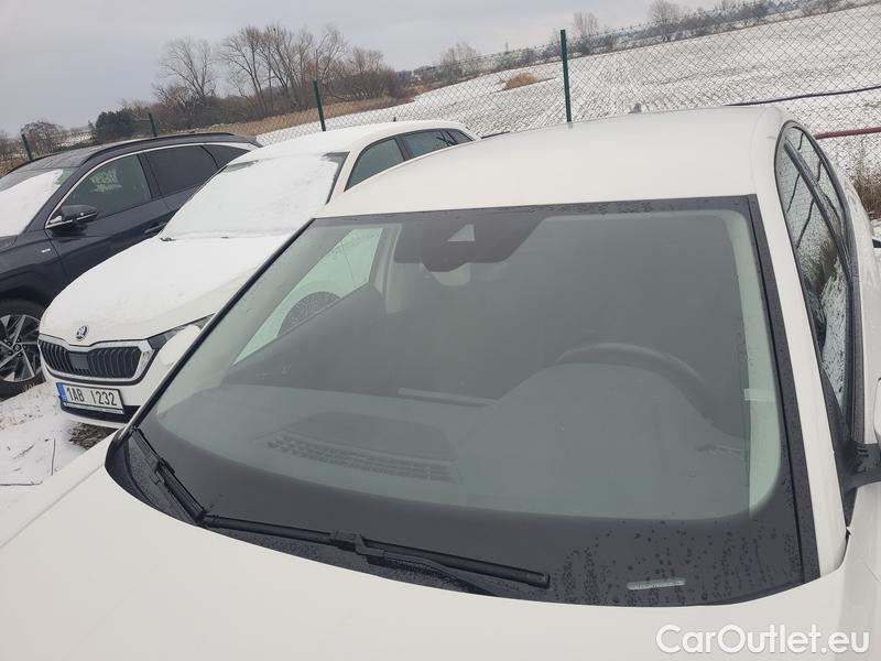  Skoda  Octavia  Lim. (NX3)(2020) Oct.2.0TDI 110 Ambition 5d #1