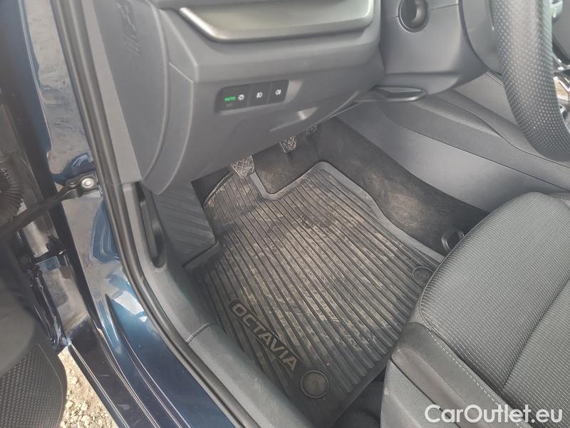  Skoda  Octavia  Combi (NX3)(2020) Oct.Combi 2.0TDI 85 Ambition #13