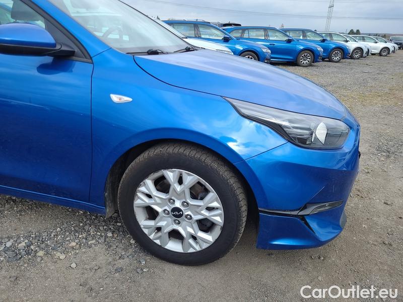  KIA  Cee'd Ceed  (CD) (2018->) Ceed SW 1.5 T-GDI 118 Spin AT #19