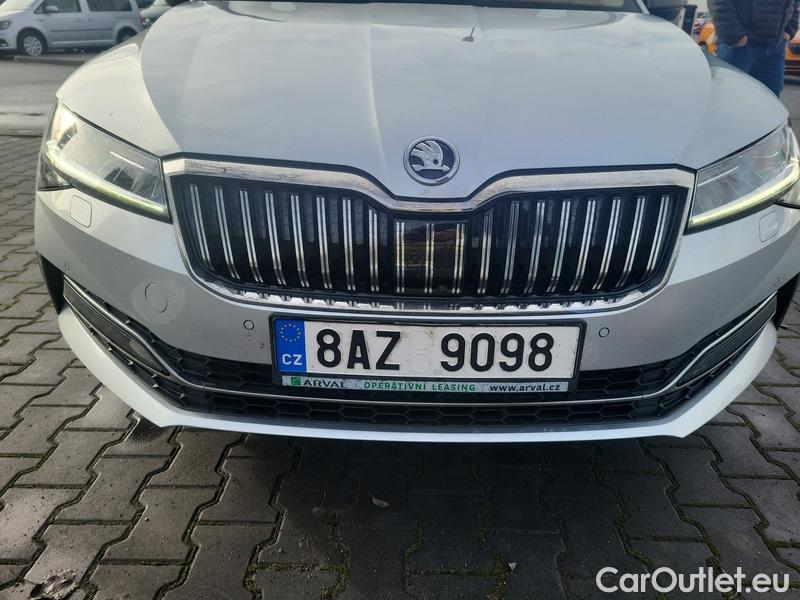 Skoda  Superb  Combi (3V5)(2015) Su.com.2.0TDI 147 4x4 L&K Aut #2