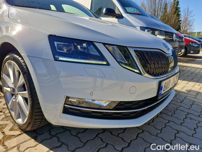  Skoda  Octavia  Combi  (5E5)(03.2017->) Octa.Com TDI 135 Style 4x4 AT #3