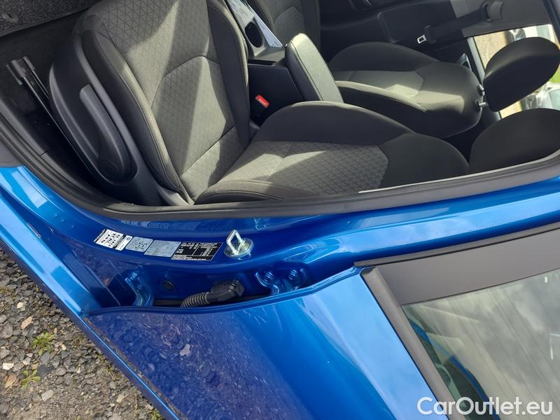  KIA  Cee'd Ceed  (CD) (2018->) Ceed SW 1.5 T-GDI 118 Spin AT #8