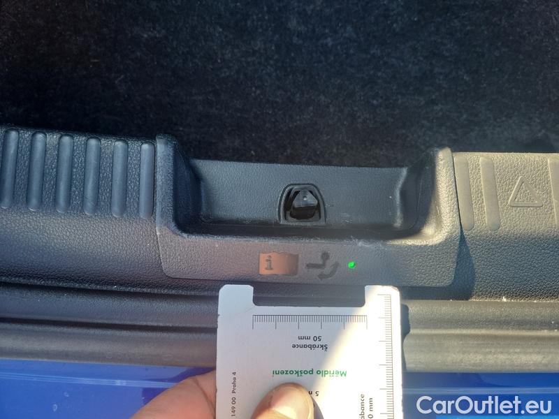  Skoda  Superb  (3V3)(2015) Supe.FL2.0TDI 110 Style AT #13