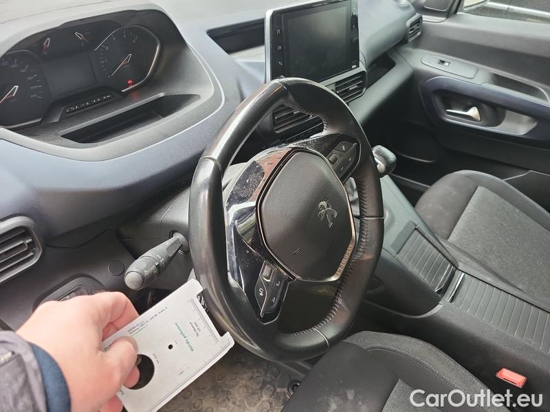  Peugeot  RIFTER   (06.2018->)  1.5BHDi 130 Allure #14