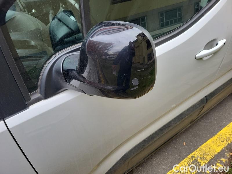  Peugeot  RIFTER   (06.2018->)  1.5BHDi 130 Allure #3