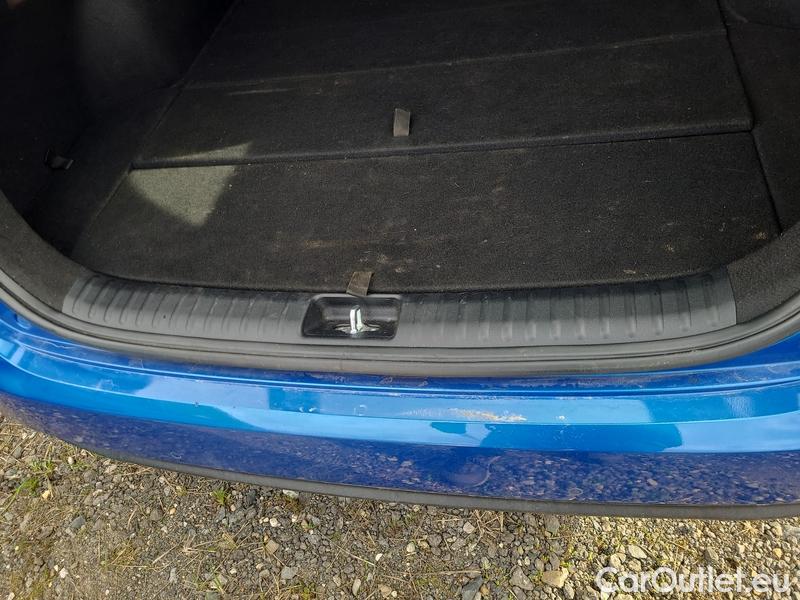  KIA  Cee'd Ceed  (CD) (2018->) Ceed SW 1.5 T-GDI 118 Spin AT #10