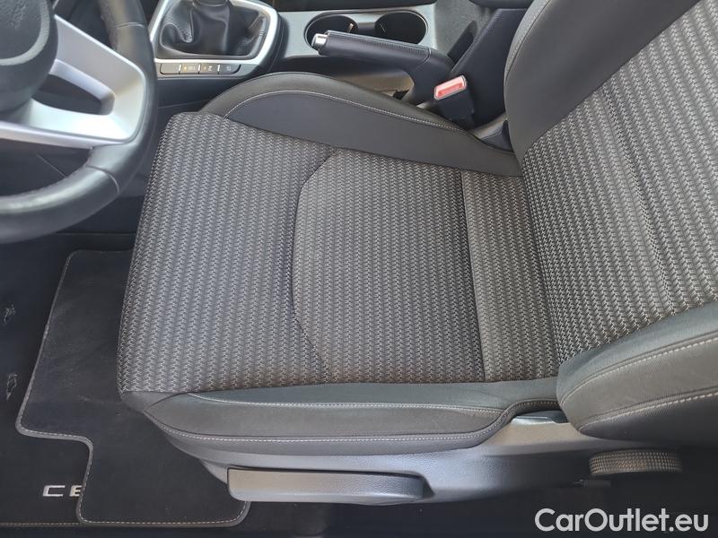  KIA  Cee'd Ceed Sportswagon (2018->) Ceed SW 1.5 T-GDI 118 Top #9