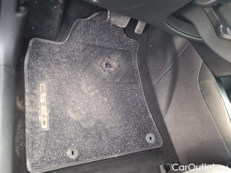  KIA  Cee'd Ceed  (CD) (2018->) Ceed SW 1.5 T-GDI 118 Spin AT #5