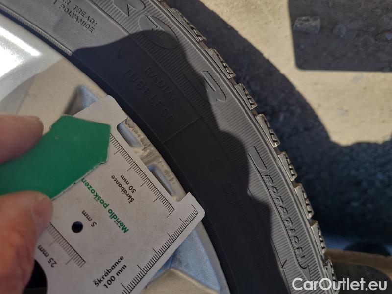  KIA  Cee'd Ceed Sportswagon (2018->) Ceed SW 1.5 T-GDI 118 Top #3