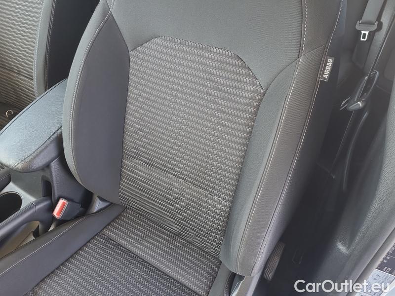  KIA  Cee'd Ceed Sportswagon (2018->) Ceed SW 1.5 T-GDI 118 Top #10