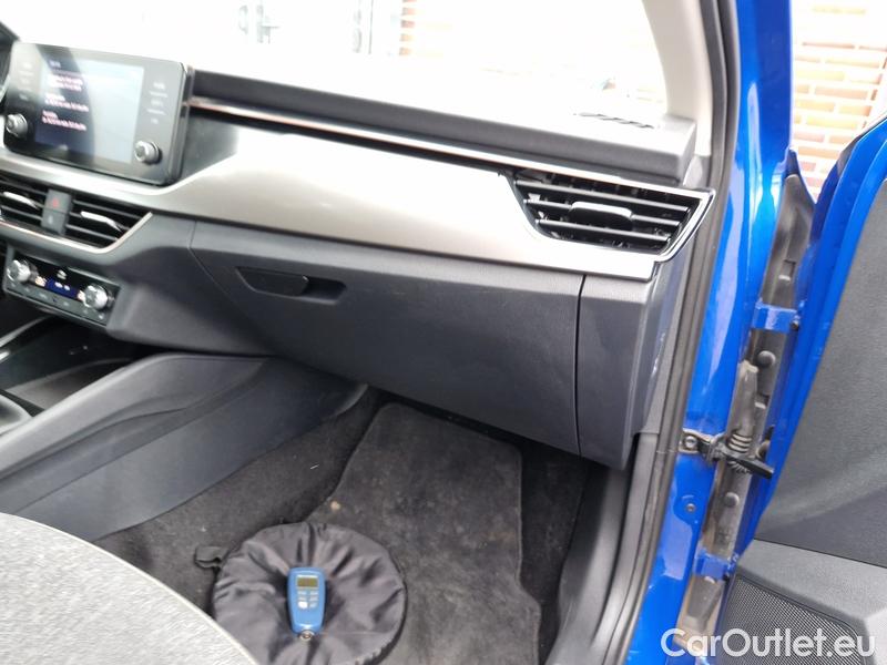  Skoda  Scala  (NW) (2019)  1.0 TSI 81 Style AT #36