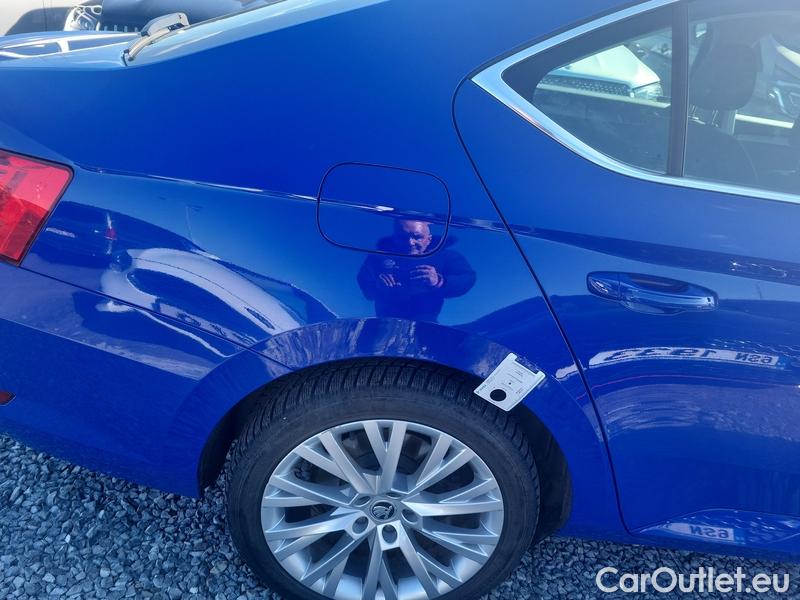  Skoda  Superb  (3V3)(2015) Supe.FL2.0TDI 110 Style AT #18