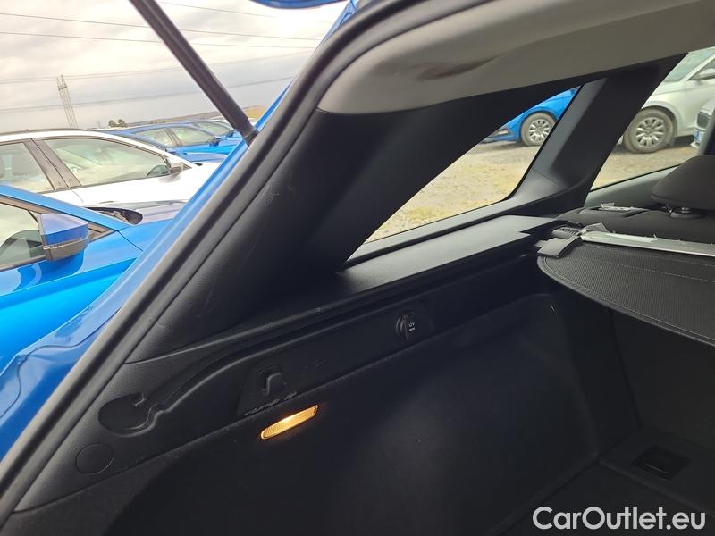  KIA  Cee'd Ceed  (CD) (2018->) Ceed SW 1.5 T-GDI 118 Spin AT #12