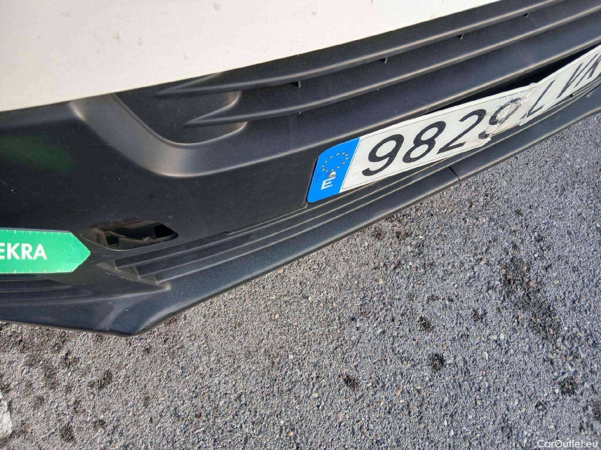  Opel  Vivaro OPEL  / 2019 / 4P / furgón 1.5 Diésel 74kW (100CV) M Std Express #13