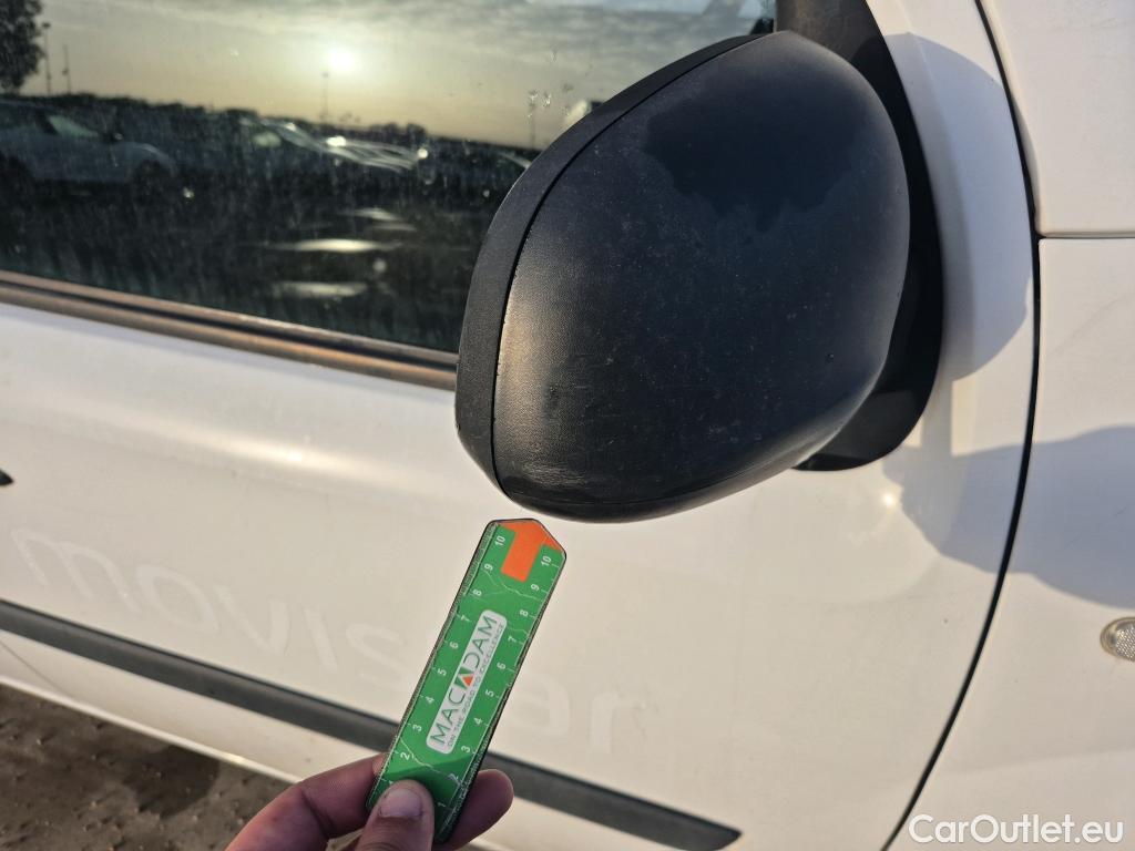  Renault  Kangoo RENAULT  Furgón/2013/3P/furgón derivado de turismo Profesional dCi 55 kW (75 CV) #34