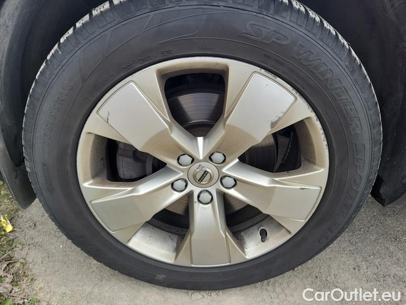  Volvo  XC 40  (2017->) XC40 T5 Momentum AWD AT #5