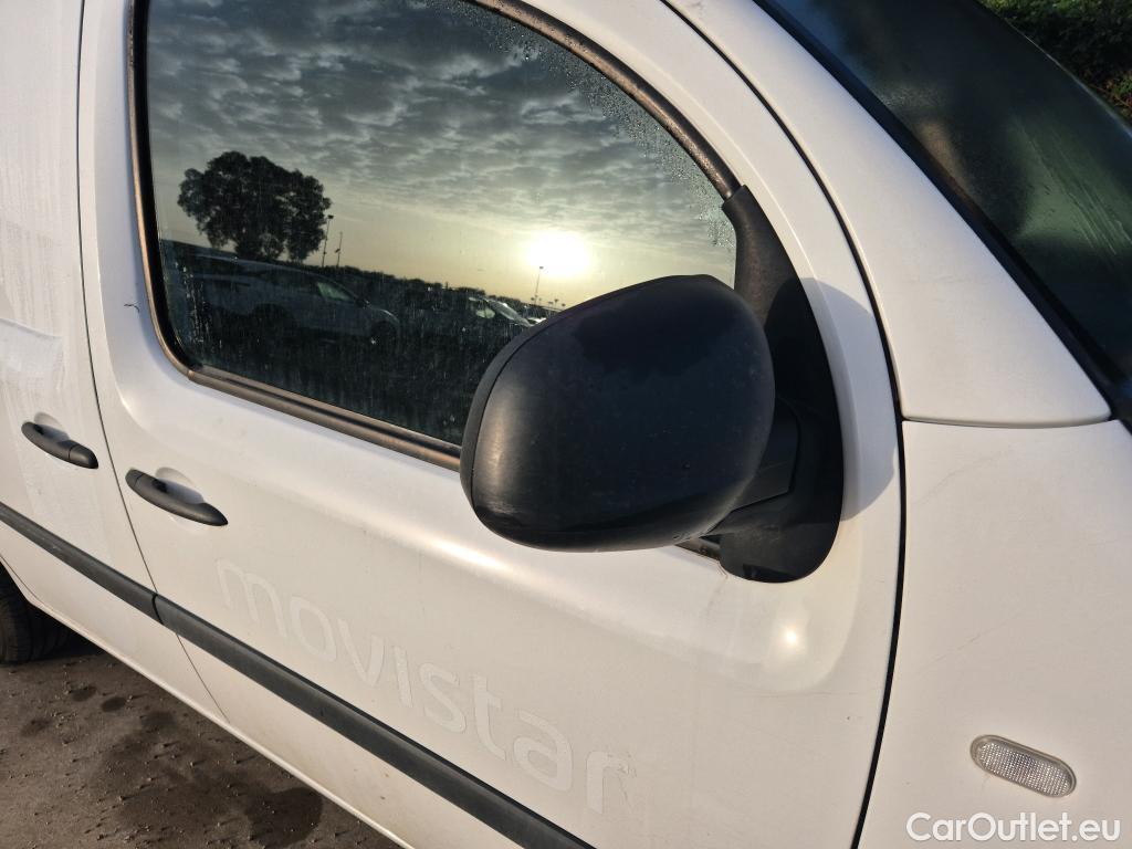  Renault  Kangoo RENAULT  Furgón/2013/3P/furgón derivado de turismo Profesional dCi 55 kW (75 CV) #33