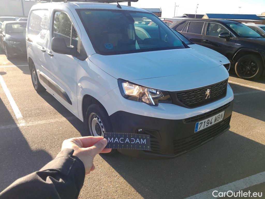  Peugeot  Partner PEUGEOT  / 2018 / 4P / furgón derivado de turismo Premium Standard 600kg BlueHDi 73kW #12