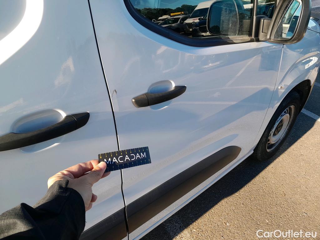  Peugeot  Partner PEUGEOT  / 2018 / 4P / furgón derivado de turismo Premium Standard 600kg BlueHDi 73kW #18