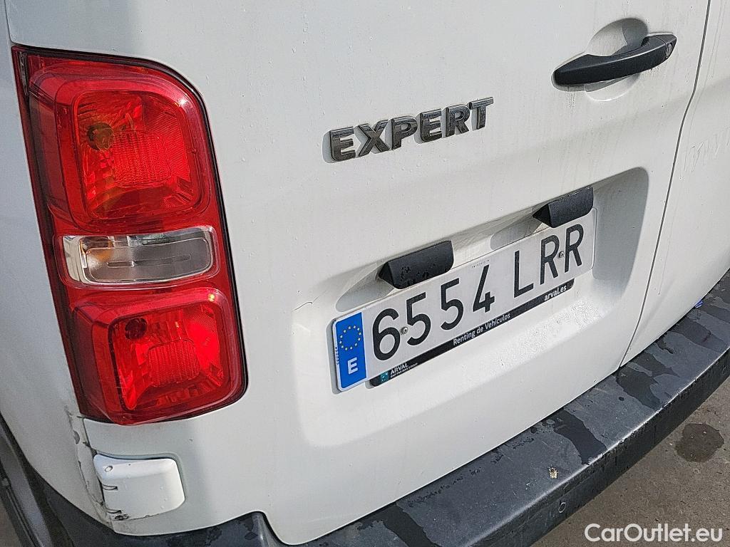  Peugeot  Expert PEUGEOT  / 2016 / 4P / furgón Furgón Premium 2.0 BlueHDi 120 Standard #16