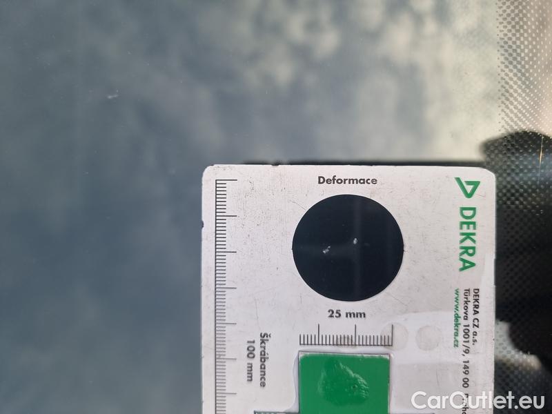  Volkswagen  Golf  VIII (CD1) (2019) Var.1.0TSI 81 Life 5d #1