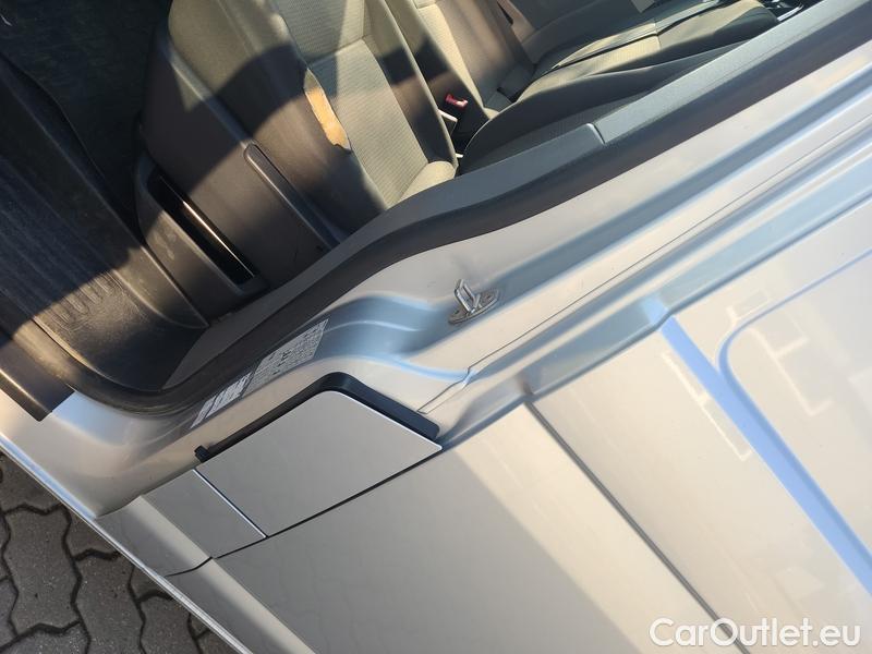  Volkswagen  Transporter T6.1  LCV  (SH)(07.2019->) Tran.2.0TDI 110 4M 4d #8