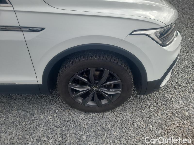  Volkswagen  Tiguan  (AX1)(2020) Tig.All.1.5 TSI 110 Life AT 5d #9
