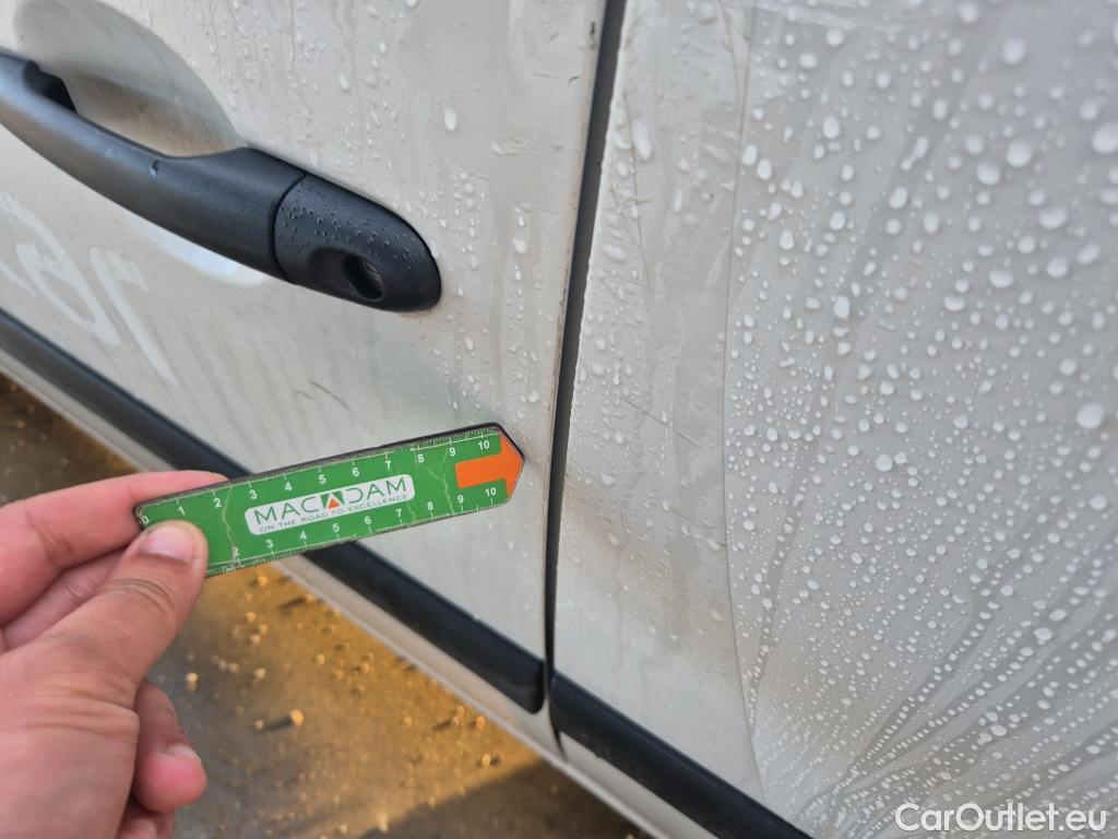  Renault  Kangoo RENAULT  Furgón/2013/3P/furgón derivado de turismo Profesional dCi 55 kW (75 CV) #30