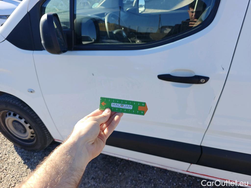  Citroen  Berlingo CITROEN  / 2018 / 3P / furgón derivado de turismo Talla M BlueHDi 100 CONTROL #25