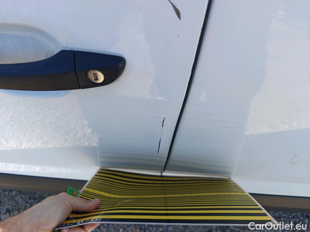  Citroen  Berlingo CITROEN  / 2018 / 3P / furgón derivado de turismo Talla M BlueHDi 100 CONTROL #26