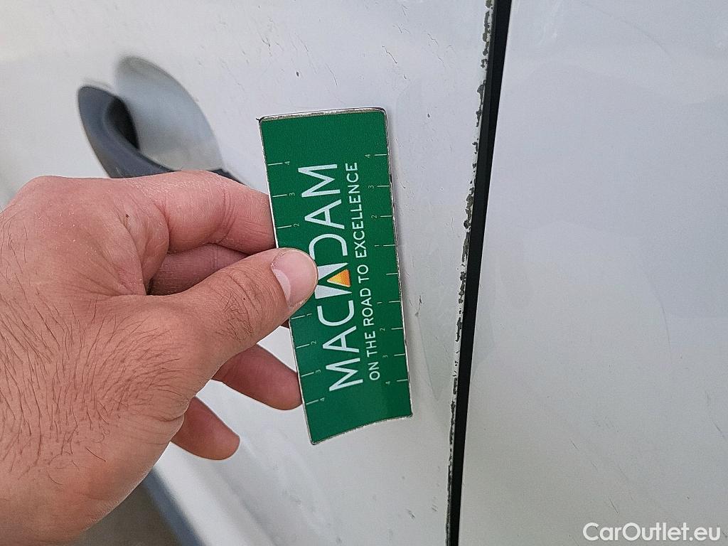  Peugeot  Expert PEUGEOT  / 2016 / 4P / furgón Furgón Premium 2.0 BlueHDi 120 Standard #23