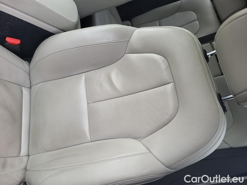  Volvo  XC 40  (2017->) XC40 T5 Momentum AWD AT #9