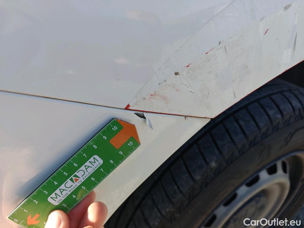  Citroen  Berlingo CITROEN  / 2018 / 3P / furgón derivado de turismo Talla M BlueHDi 100 CONTROL #76