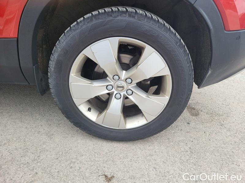  Volvo  XC 40  (2017->) XC40 T5 Momentum AWD AT #10